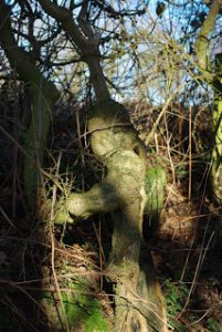 I saw this branch years ago and in the light it looked like Jesus, broken, with a crown of thorns. Maybe I was having a 'moment' or maybe it was the light, the viewpoint, the thoughts in my head, who knows...